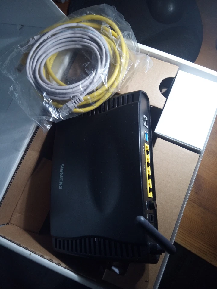 Siemens Gigaset SL2-141-I ISDN ADSL2+ Modem WLAN Router 802.11g 54Mbit/s 2.4Ghz