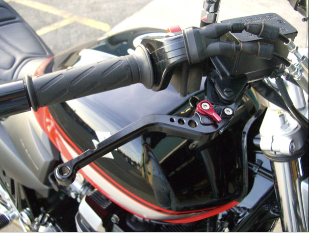 Leviers frein et embrayage Suzuki GSX1400 taillés masse en alu aéronautique