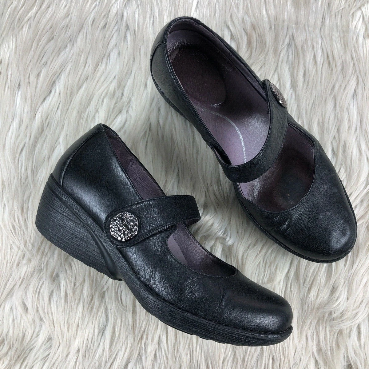 Dansko Adelle Women s EUR 37 US 6.5 7 Black Mary Jame Wedge Hook