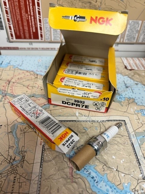 NGK pack of 7 #DCPR7E Spark Plug 3932.