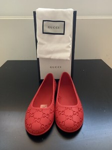 gucci rubber flats