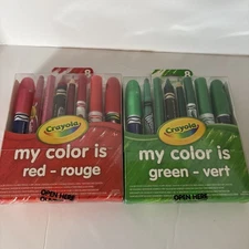 Crayola My Favorite Color Is Red & Green 8pc Set 2015 Crayons Markers Christmas