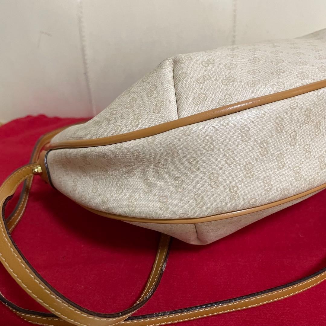 Authentic Excellent Condition Accessories Include… - image 11