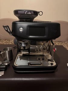 SAGE Barista Touch Impress Kaffeevollautomat schwarz SES881BST