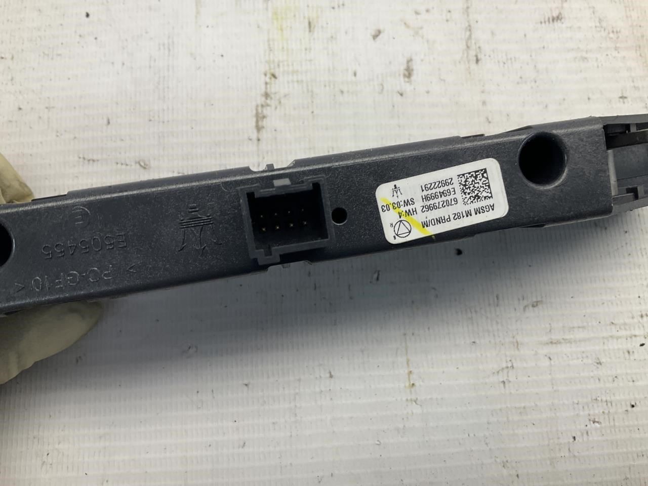 2023 Maserati Grecale Center Console Gear Shifter Button Switch Panel T