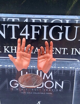 Hot Toys MMS182 TDK Batman Jim Gordon S.W.A.T 1/6 action figure's 2 Nude Hands 