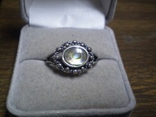 925 Sterling Silver Vintage Ladies Oval Abalone Marcasite Ring   3.9 grams