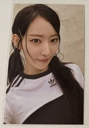 LE SSERAFIM Japan UNFORGIVEN LUCKY DRAW POB OFFICIAL PHOTOCARD weverse UNIVERSAL - Picture 18 of 46