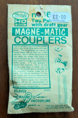 Kadee HO Scale Magne-Matic Couplers - #16