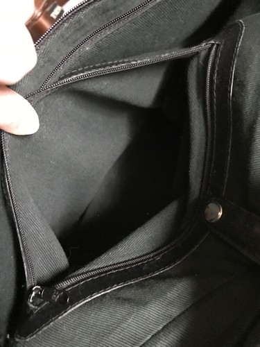 VTG SHOES Black EMBOSSED LEATHER Messenger Tote Purse CrossBody Bag KENNETH COLE - Picture 10 of 12