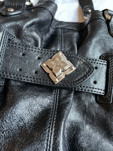 BCBG Maxazria Slouchy Black Leather Purse Logo Twist Lock Ruffle Detail Silver - Picture 14 of 14