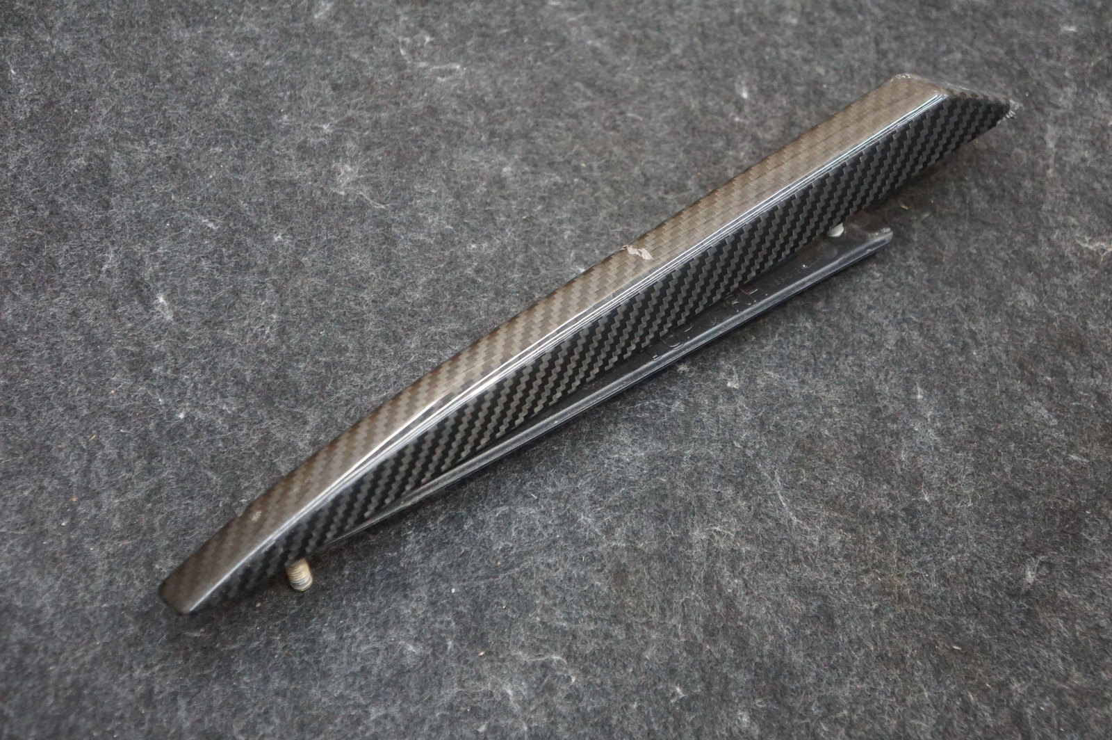 Right Fender Panel Strake Carbon MY83-280B62-DB Aston Martin Dbx 707 20-24 *Note