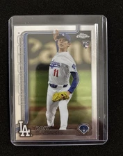 2025 Topps Chrome Roki Sasaki RC Los Angeles Dodgers Base Rookie Card #217