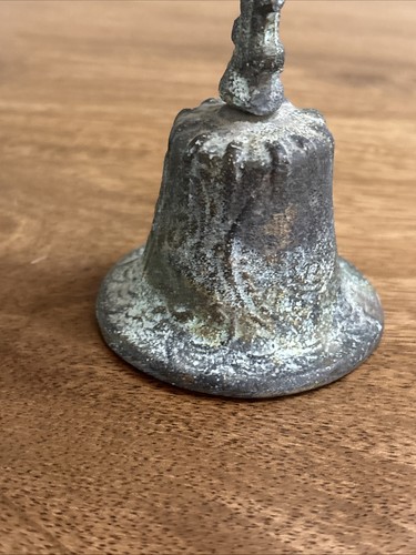Antigua Campana de Mano de Bronce Misión Colonial Española Mexicana? con pátina - Imagen 4 de 12