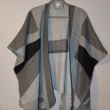 Liz Claiborne Wrap Shawl Women's One Size Black & Grays Poncho