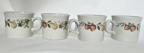 Wedgwood Country Cottage Quince Fruit Design Tea or Coffee Cups Mugs. Set of 4