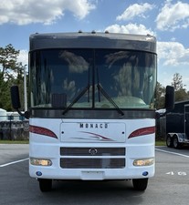 2009 Mónaco Riptide 330 (33') 2 slides GM 8.1 , ALLISON TRANSMISSION 46k miles