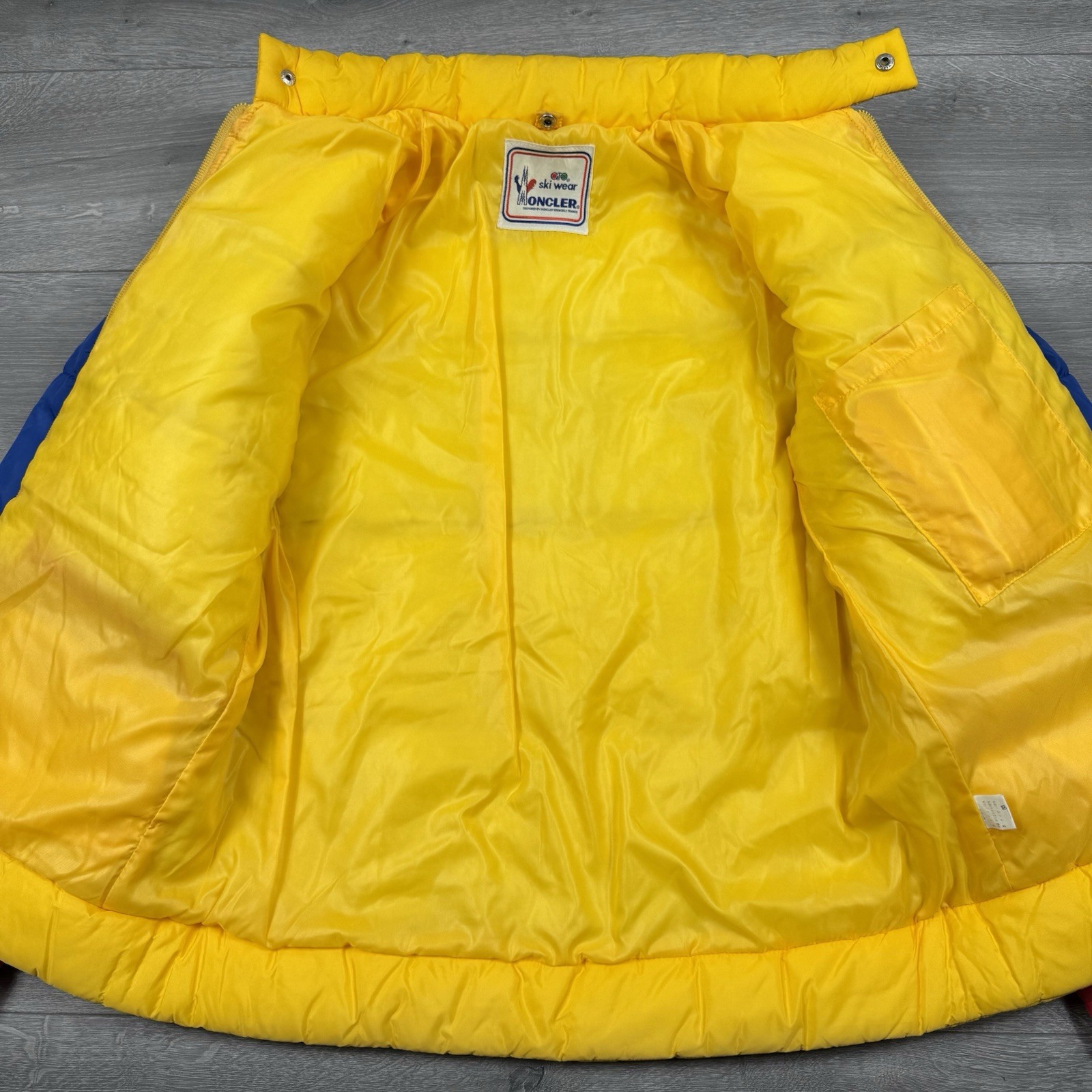 Moncler 1980s Vintage Early Grenoble Colour-Block Down Ski Jacket - Size Large thumbnail 11