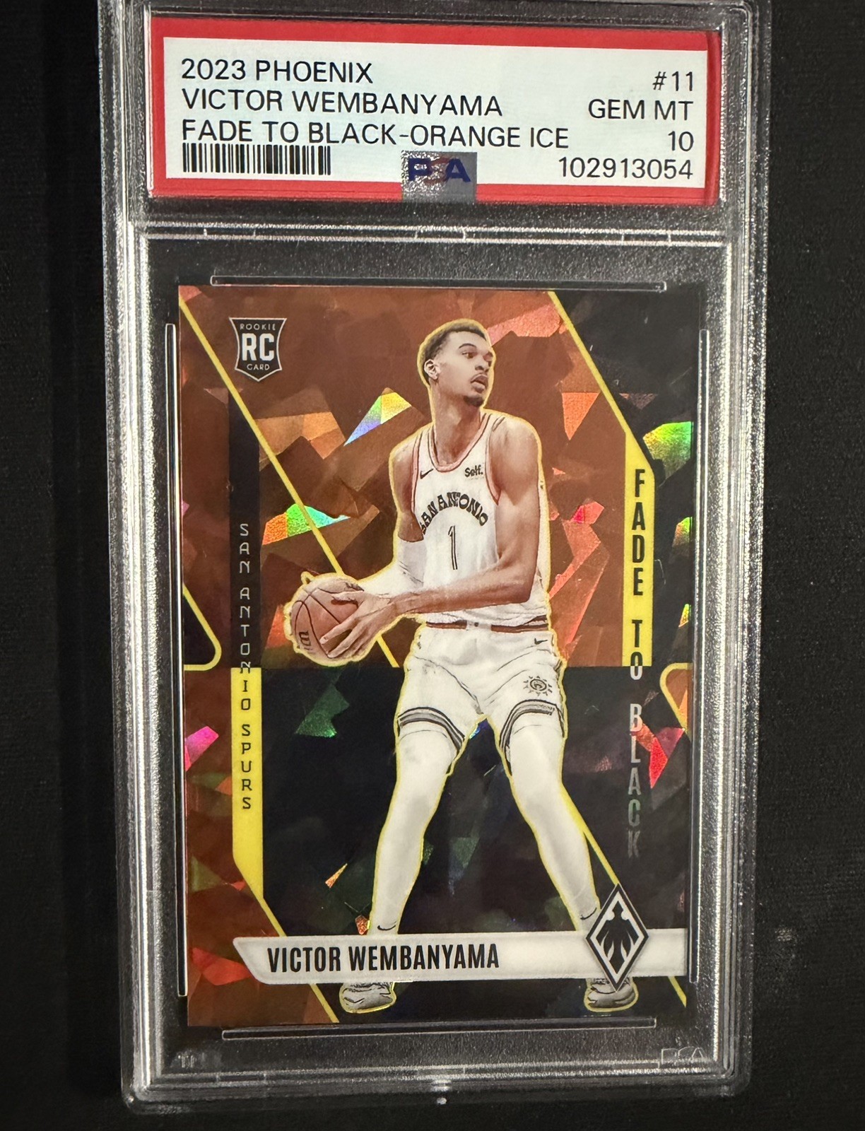 PSA 10 Victor Wembanyama 2023 Panini Phoenix Fade To Black Orange Ice /249 RC