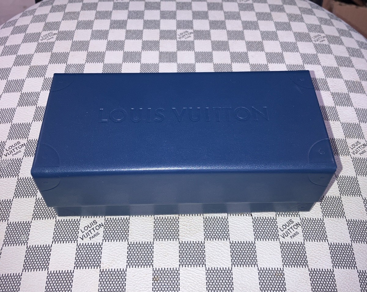 Louis Vuitton Navy Blue size 12 no box used Louis Vuitton Monogram Calfskin Neo Neverfull Inside Out MM  main image 3