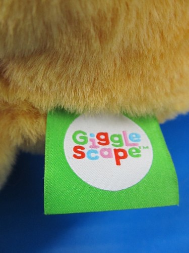 Peluche Gigglescape 12" Amarillo Naranja León - Imagen 6 de 9