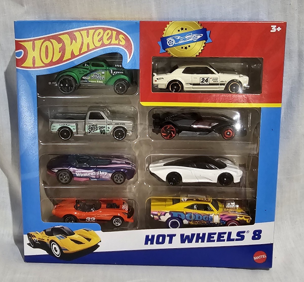 NEW/SEALED Hot Wheels 8 Pack SKYLINE GTR/Bone Shaker/69 Chevy