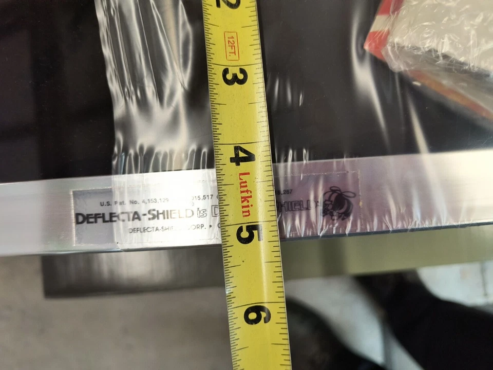 Nuevo de Lote Antiguo Deflecta-Shield 4017 SC 48" Gris Bug Shield 1978-82 Dodge D50 Plymouth Arrow Foto 4 de 4