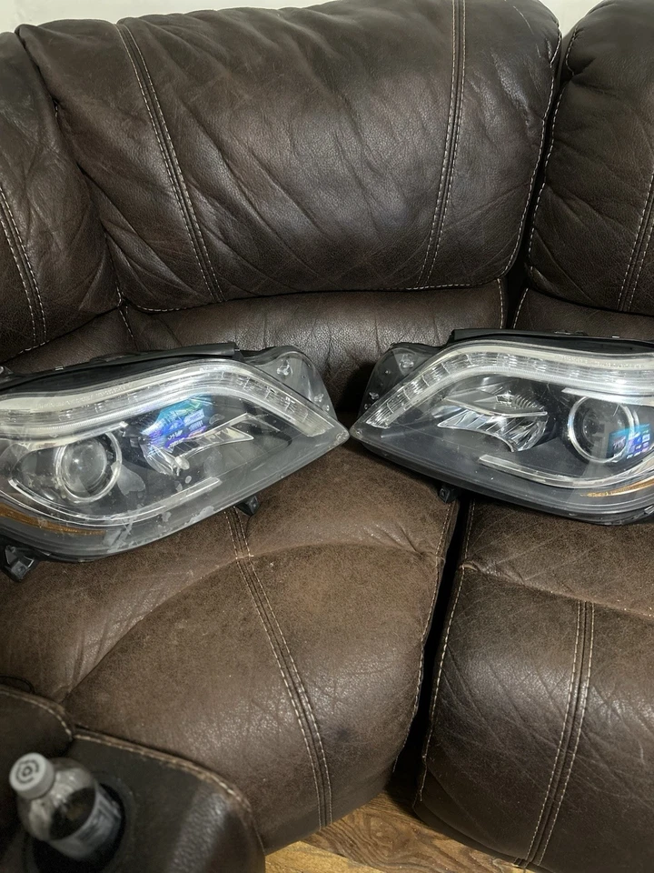 Farol de xenônio lateral direito para Mercedes-Benz GL-Class GL350 GL450 2013-16 - Imagem 4 de 4