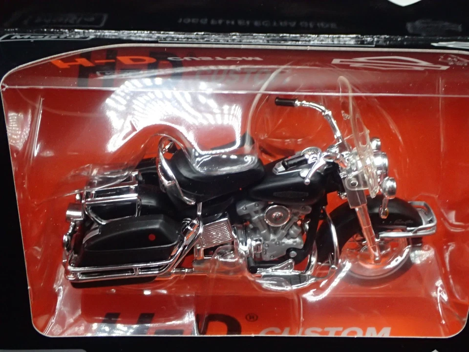 Motocicleta diecast Electra Glide Harley Davidson serie 41 1/18 1966 66 FLH Foto 2 de 4