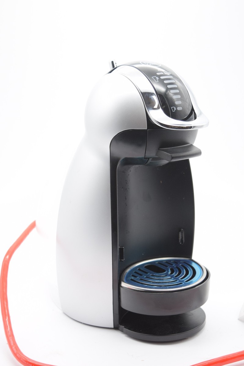 Nescafe Dolce Gusto Genio 2 Coffee Maker Machine Complete Tested