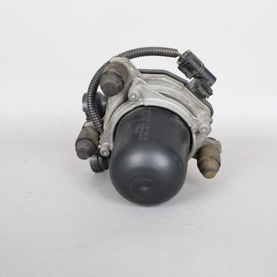 Bomba de injeção de ar 2007-2013 BMW 128i 328i N51 11727557903 usada pelo fabricante de equipamento original - Imagem 3 de 4