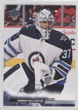 2022-23 Upper Deck Series 1 Connor Hellebuyck #197 0ve3