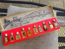 Genuine vintage boxed set of French Parfums De France mini perfumes.