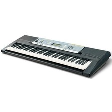 Yamaha YPT-240 61-Key Portable Electronic Keyboard