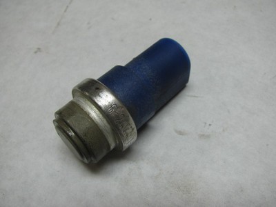 COOLANT TEMPERATURE SENSOR BLUE VW PASSAT B5 B5.5 30V V6 3D0 959 481 B