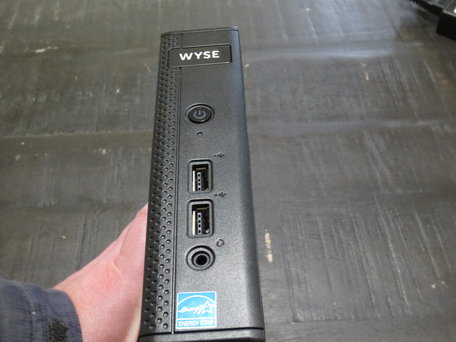 Dell Wyse 5010 Thin Client Over Spec'd : 1.4 GHz(x2), 8 G RAM, 500G SSD, A+ Deal - Picture 7 of 10