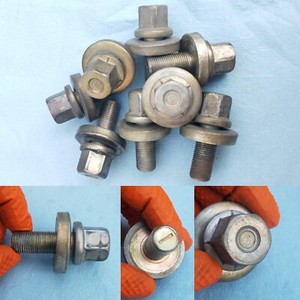 01-05 Honda Civic 1.7L Engine Crank Shaft Pulley Harmonic Balancer Bolt Washer