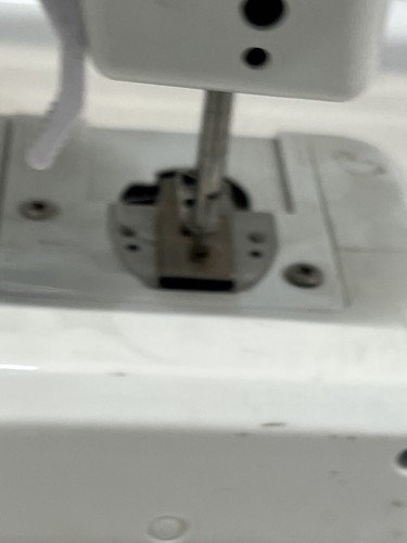Michley Lil Sew And Sew Sewing Machine White No Accessories For Parts Or Repair - Picture 12 of 19