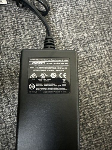 Bose 99dc-042 20vdc Auto - Car Charger SoundDock - Picture 2 of 3