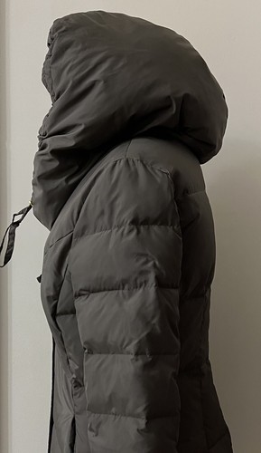 Tahari Grey Hooded Down Puffer Jacket Coat Sz 2 - Picture 5 of 15