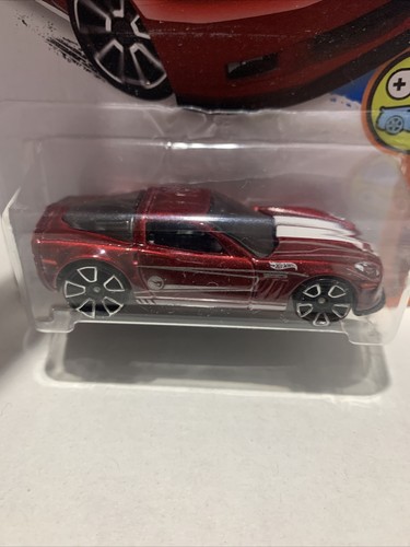 HOT WHEELS TREASURE HUNT 11 CORVETTE GRAND SPORT - Picture 3 of 5