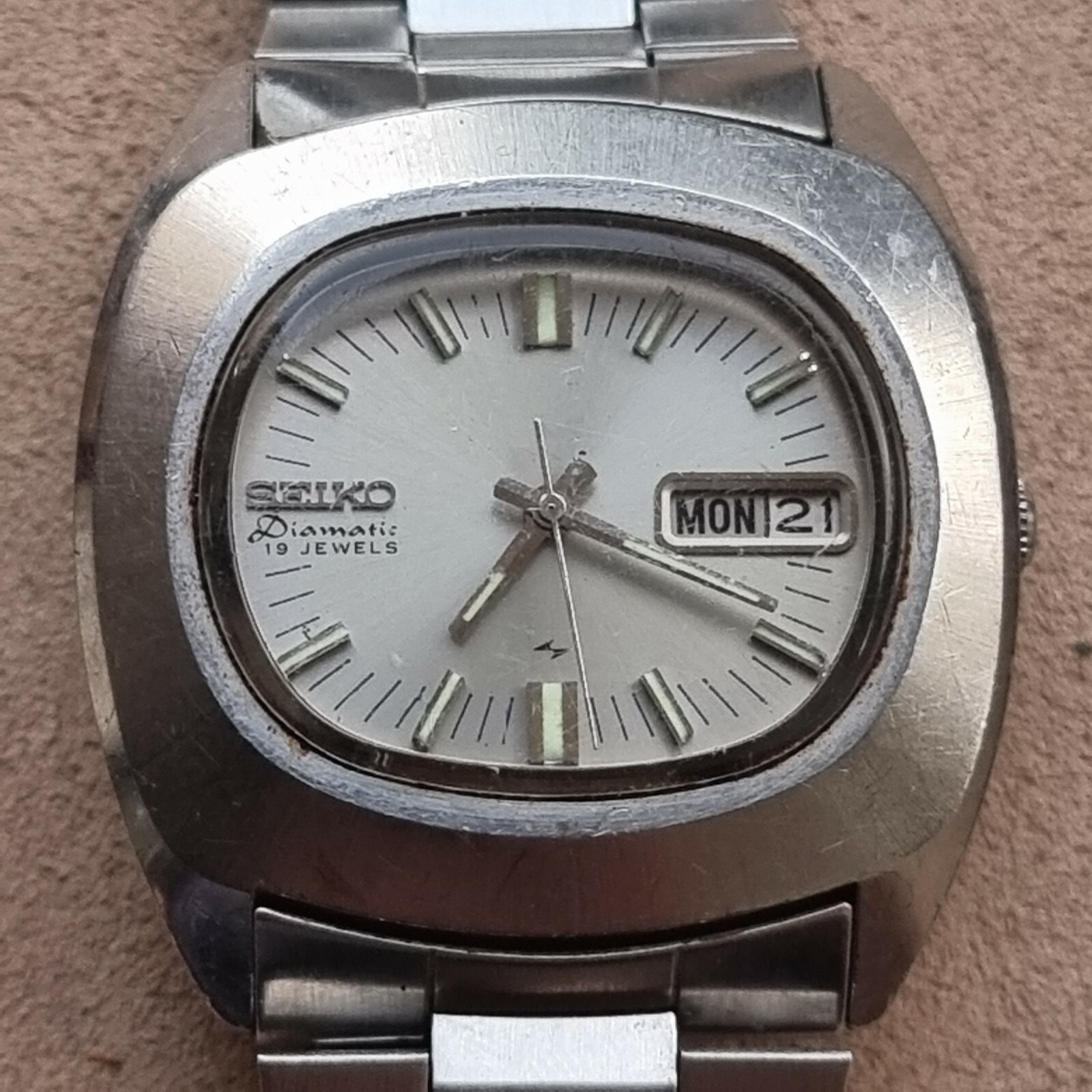 seiko 7006 automatic
