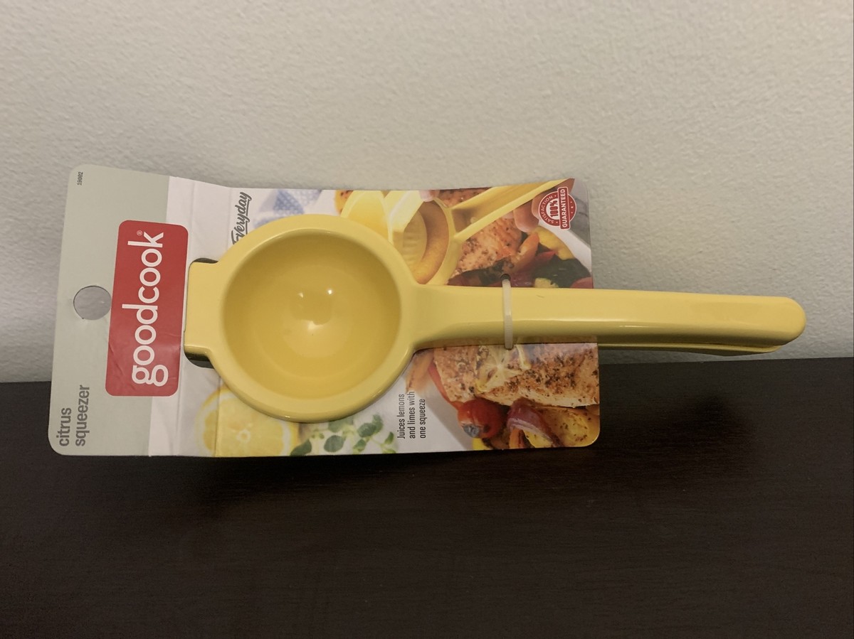 GOODCOOK Yellow Citrus Strainer/Juicer