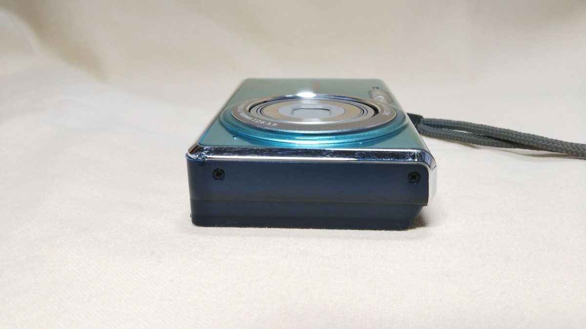 Olympus FE-4020 Blue Compact Digital Camera 14MP Japan Used