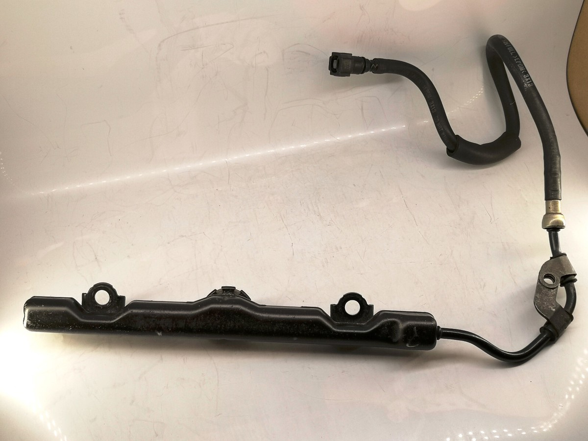 Toyota Celica GTS Corolla Matrix 2ZZ-GE Fuel Rail Ramp Fuel