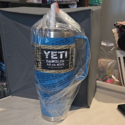 Yeti Rambler 42 oz Stainless Steel Insulated Mug with Straw Lid & Handle, Blue