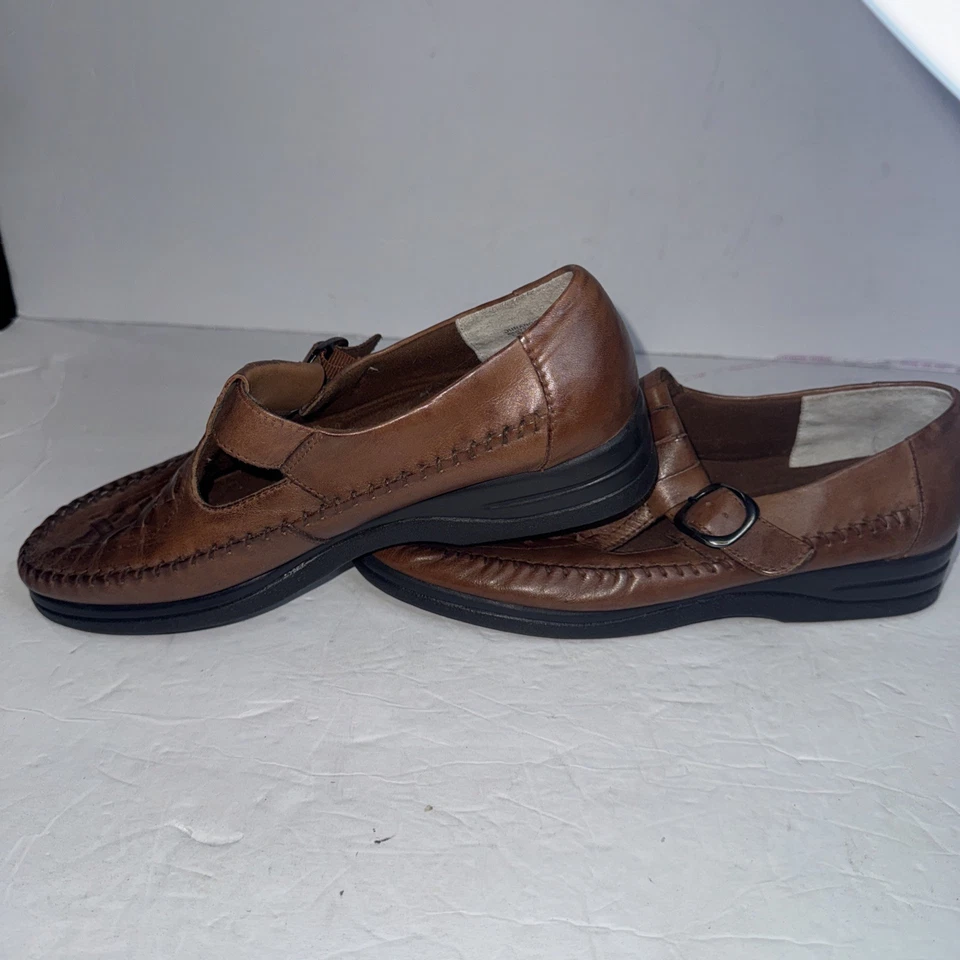 Durango Life Stride Brown Leather Loafer Shoes Women 8.5w Woven Slip On Buckle - Image 2 of 4