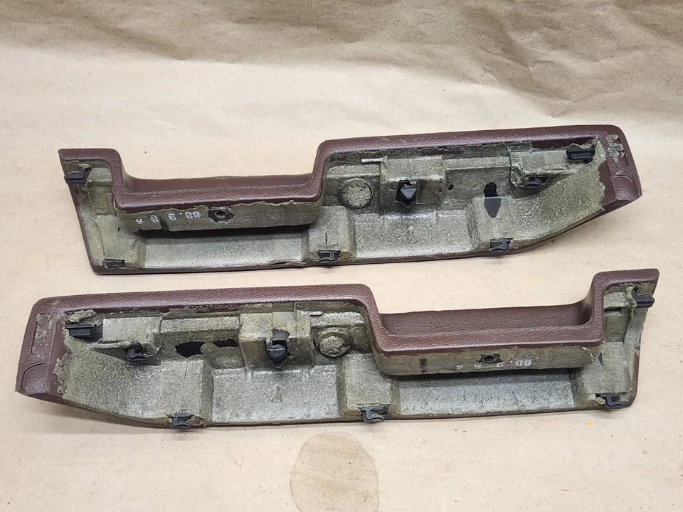 87-95 Nissan Pathfinder D21 Pickup Left Right Door Armrest Handle Burgundy OEM - Image 4 of 4