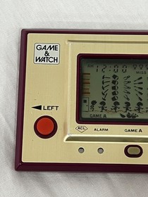 1981 Nintendo Game&Watch HELMET NICE CONDITION WITH NICE BOX WORKS GREAT