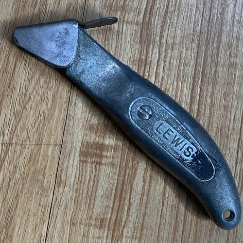 Lewis Pocket Razor Knife Safety Box Cutter Tool Vtg Thum Shielded Blade